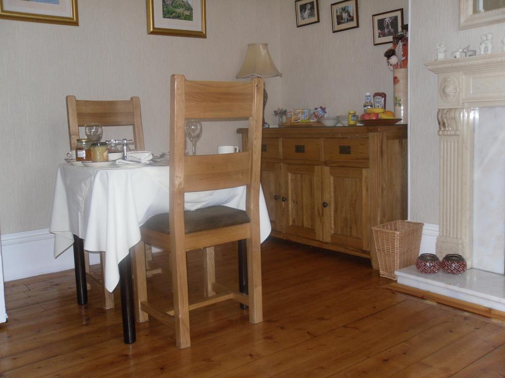 Ardfern Guest House Perth Kültér fotó