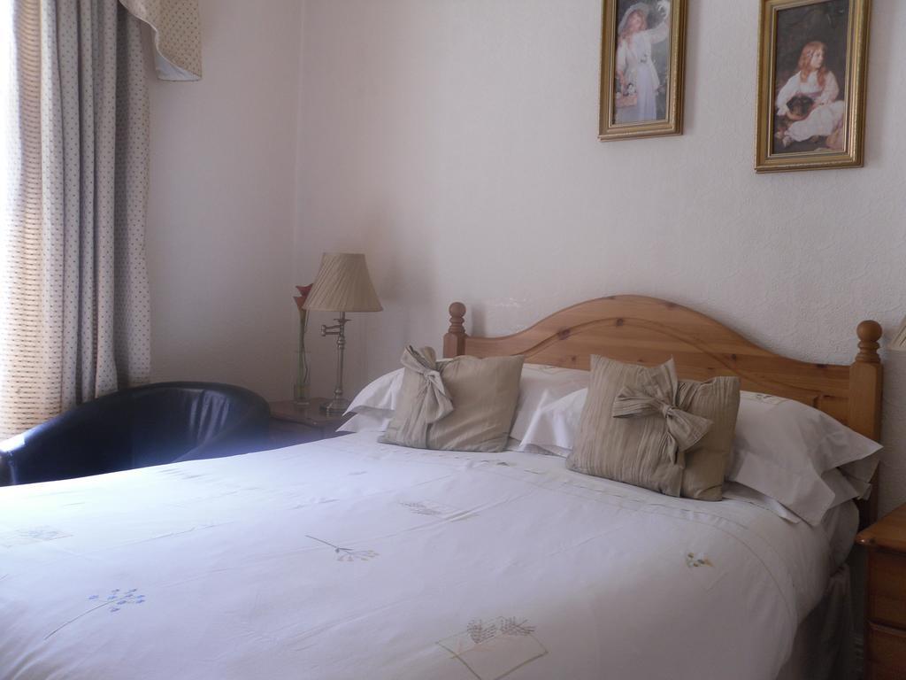 Ardfern Guest House Perth Szoba fotó
