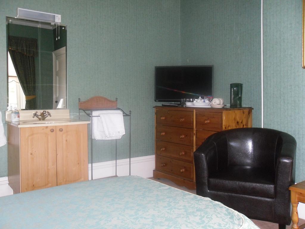 Ardfern Guest House Perth Szoba fotó